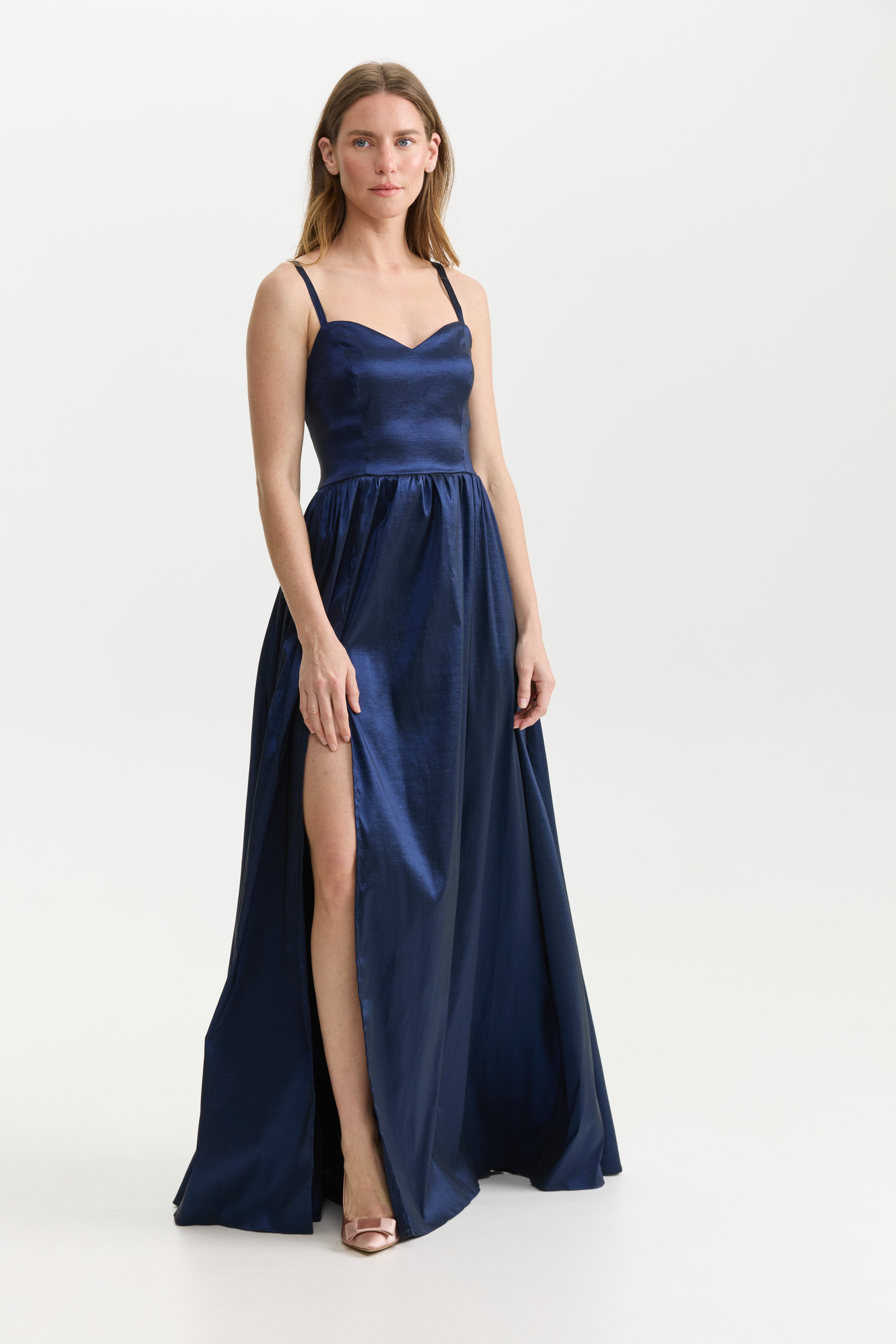 "QUEEN" DRESS